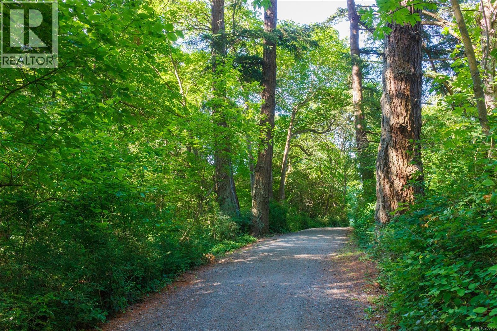 14 235 Island Hwy, View Royal