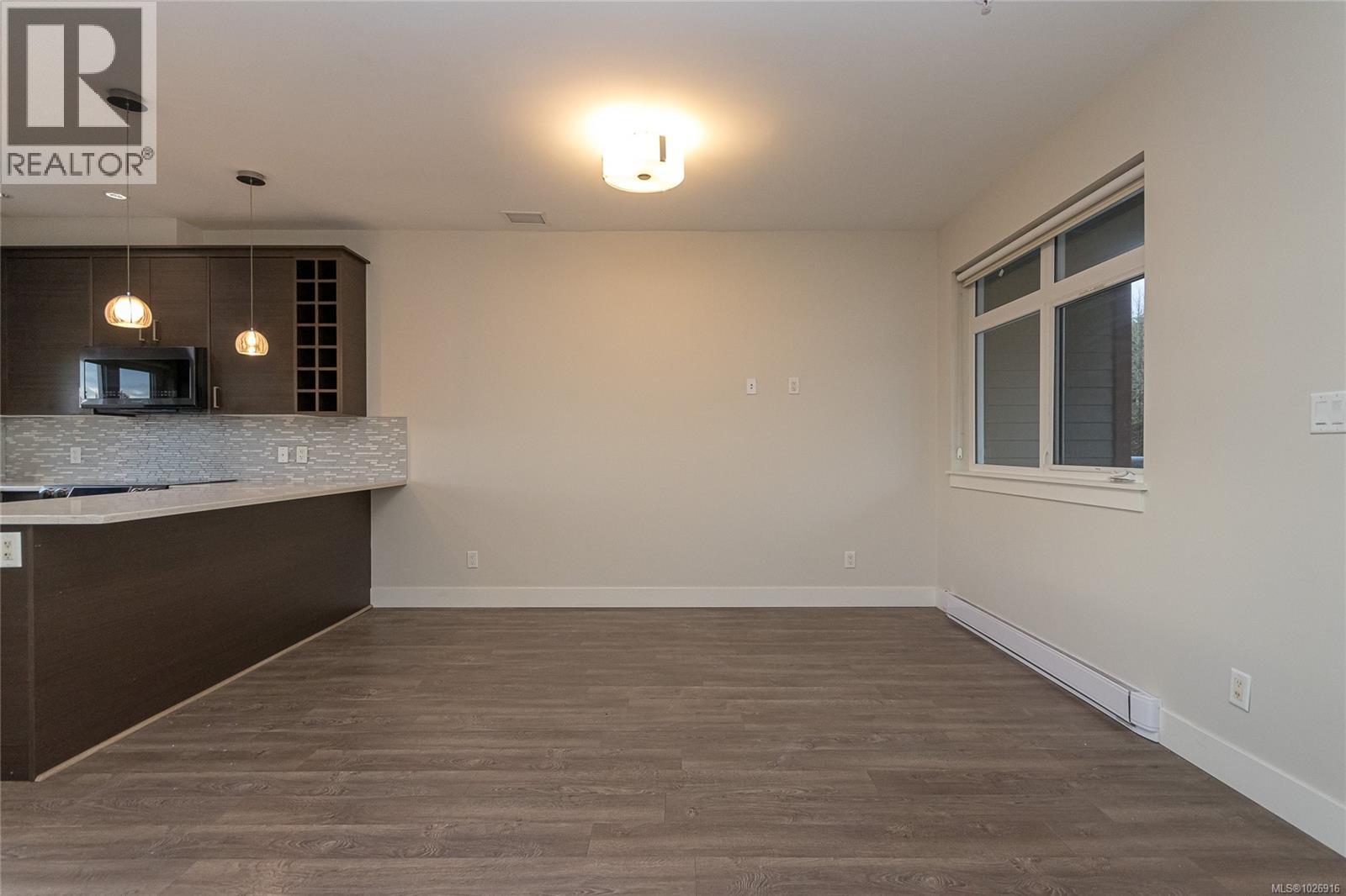 14 235 Island Hwy, View Royal