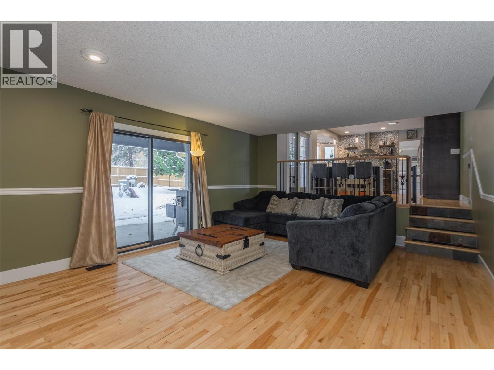  745 Wenric Crescent, Kelowna