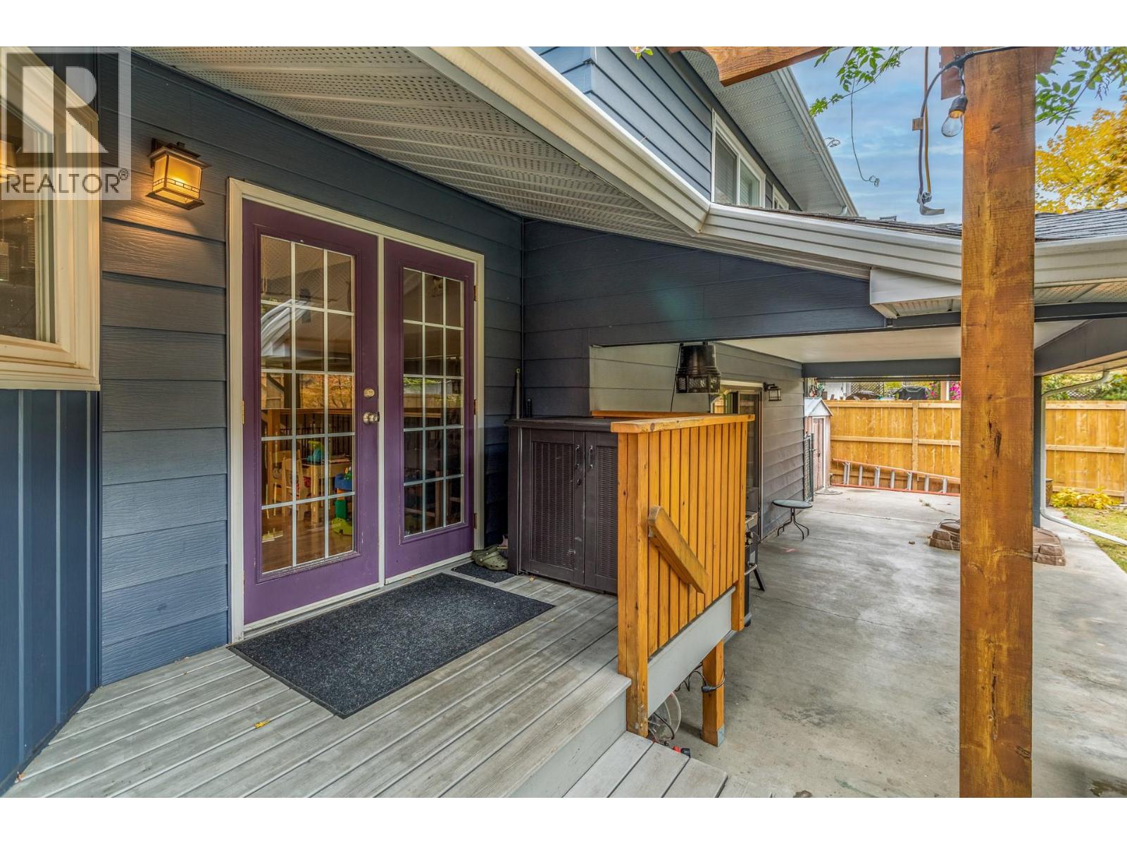  745 Wenric Crescent, Kelowna