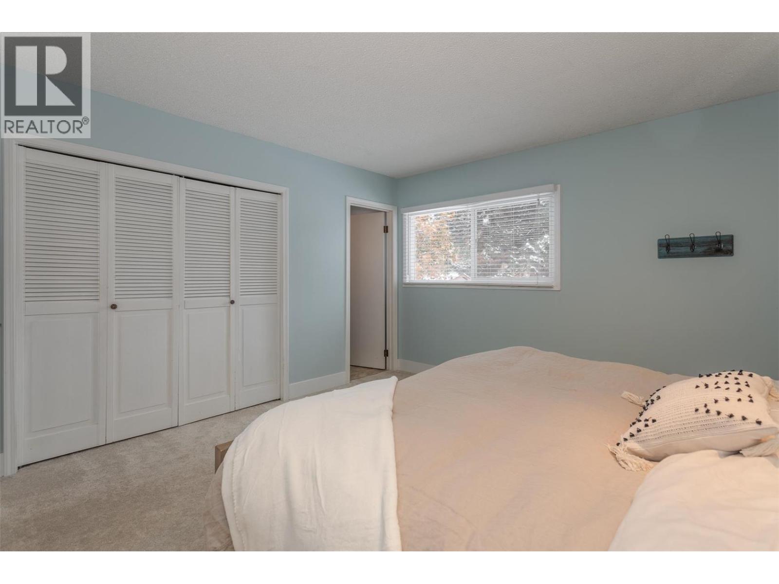  745 Wenric Crescent, Kelowna