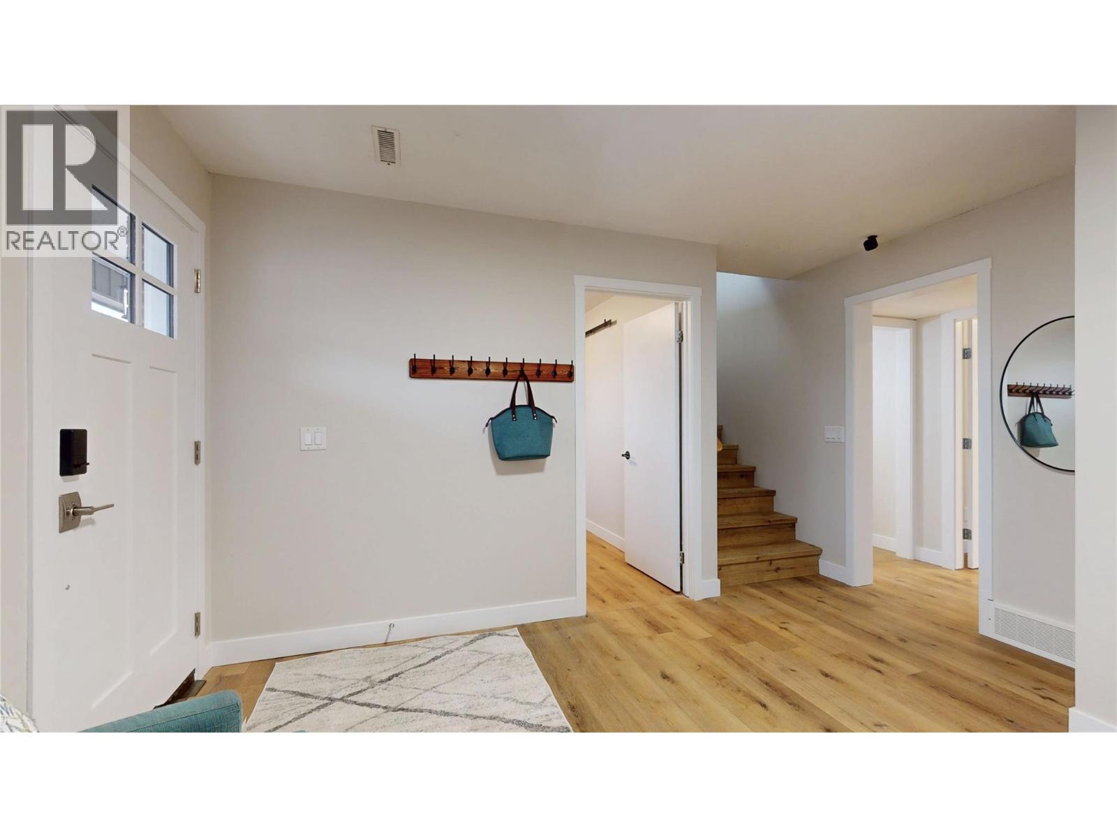  5749 MacKenzie Road, Peachland