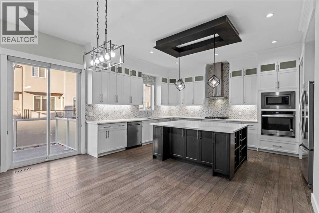 111 KINNIBURGH Place - Photo 5 of 38, Chestermere, Alberta