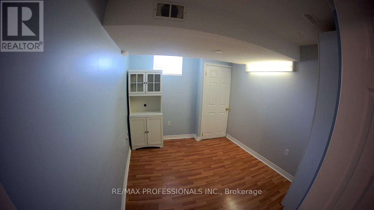 BASEMENT - 143 NAHANI WAY - Photo 5 of 13, Mississauga (Hurontario), Ontario