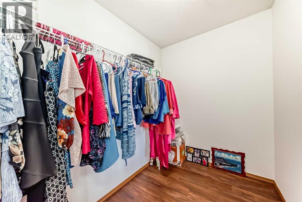 
          223 Tuscany Springs Boulevard Northwest
            <br/>
            <span>Calgary</span>
            , 
            <span>AB</span>
             <span>T3L2M2</span>
         - Photo 23