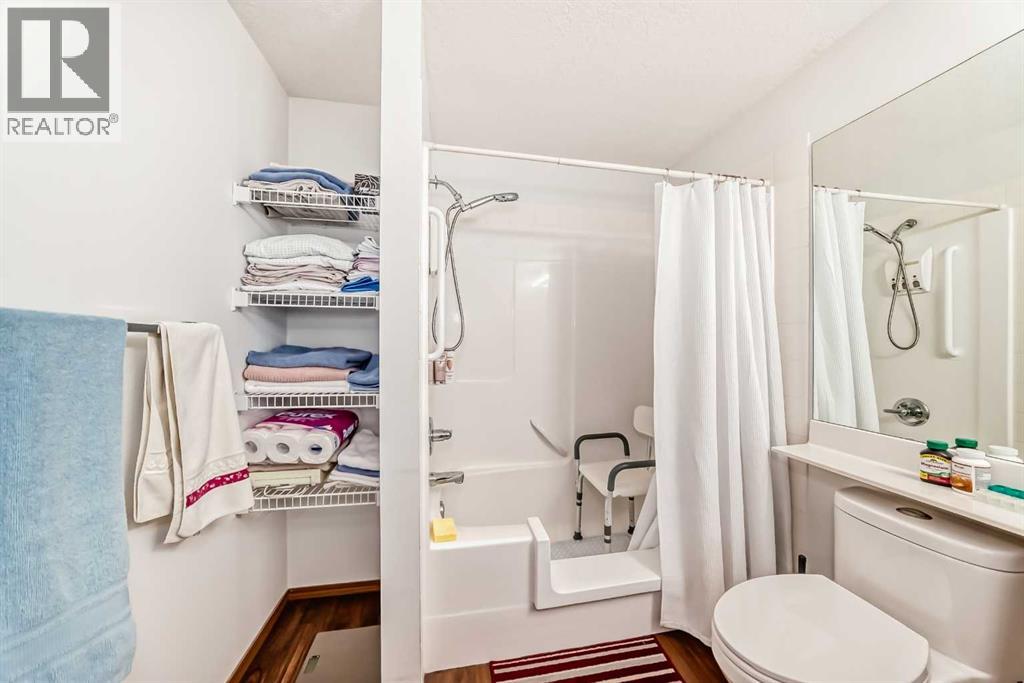 
          223 Tuscany Springs Boulevard Northwest
            <br/>
            <span>Calgary</span>
            , 
            <span>AB</span>
             <span>T3L2M2</span>
         - Photo 25