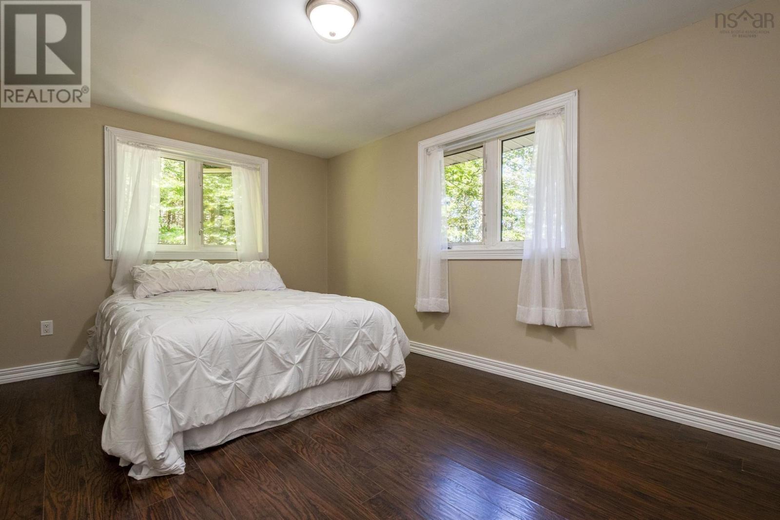 1037 CULLODEN ROAD - 28