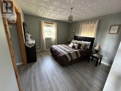16 Johnsons Road - 43