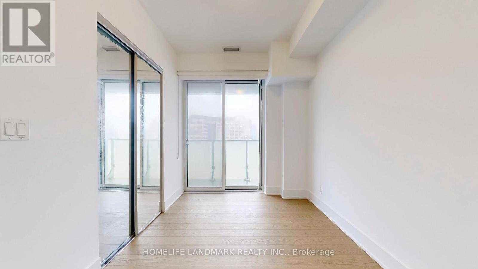 #2305 200 BLOOR STREET W - 20