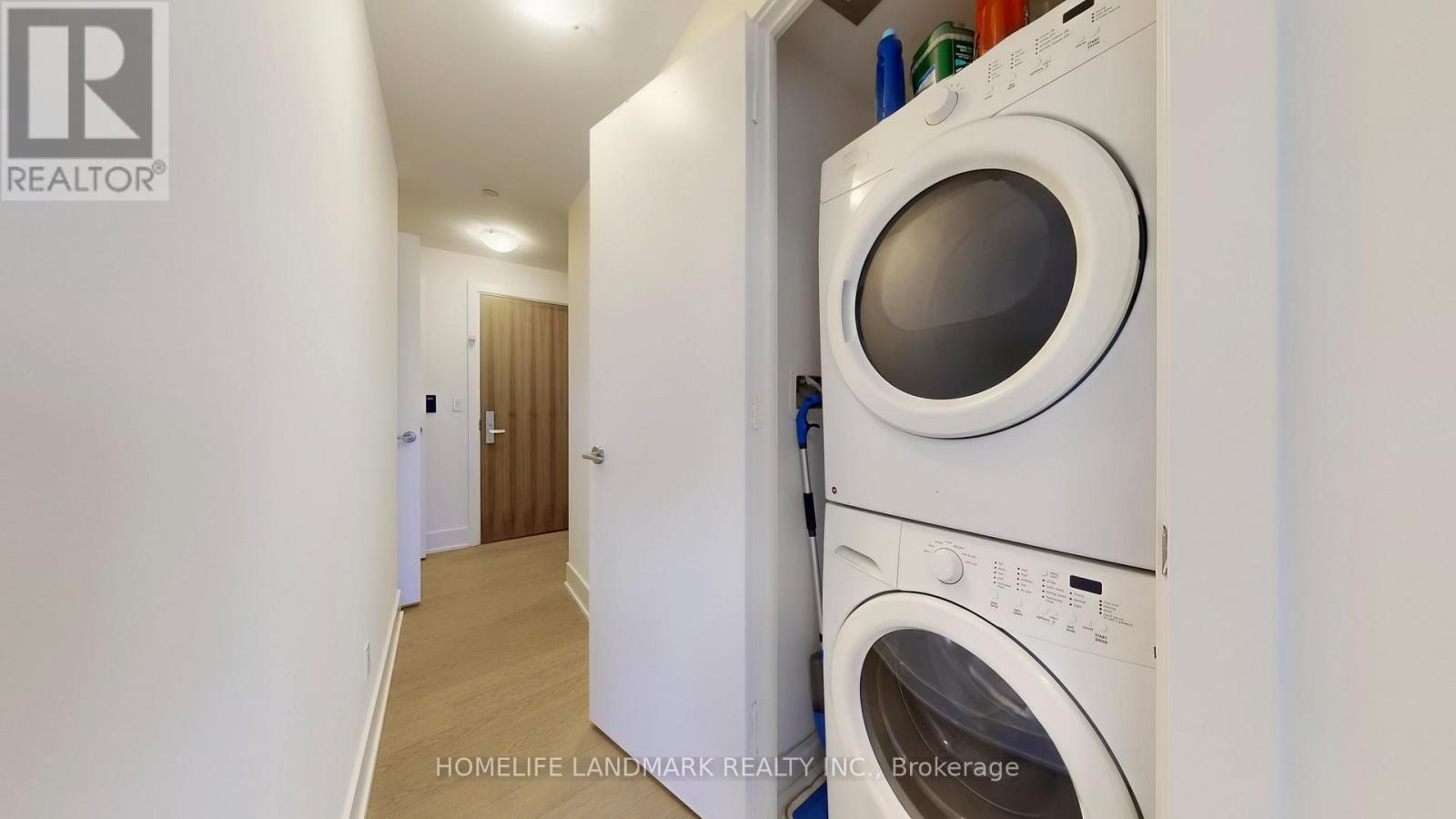 #2305 200 BLOOR STREET W - 28