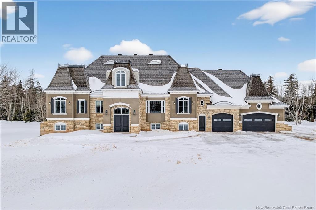 287 Du Tre Carre Avenue