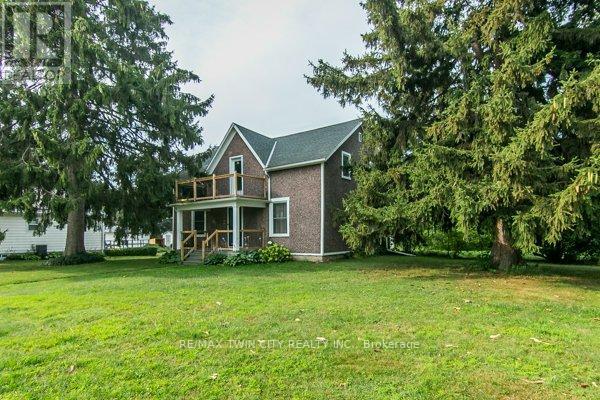 346 WELLINGTON STREET - 3