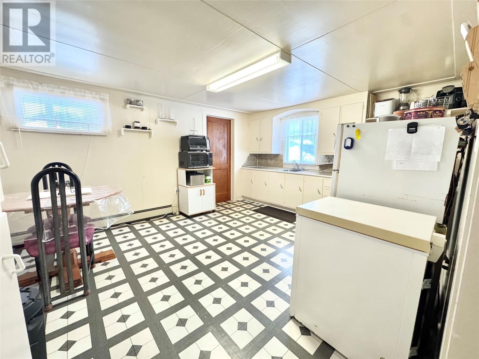 4 Quinton Street - 12