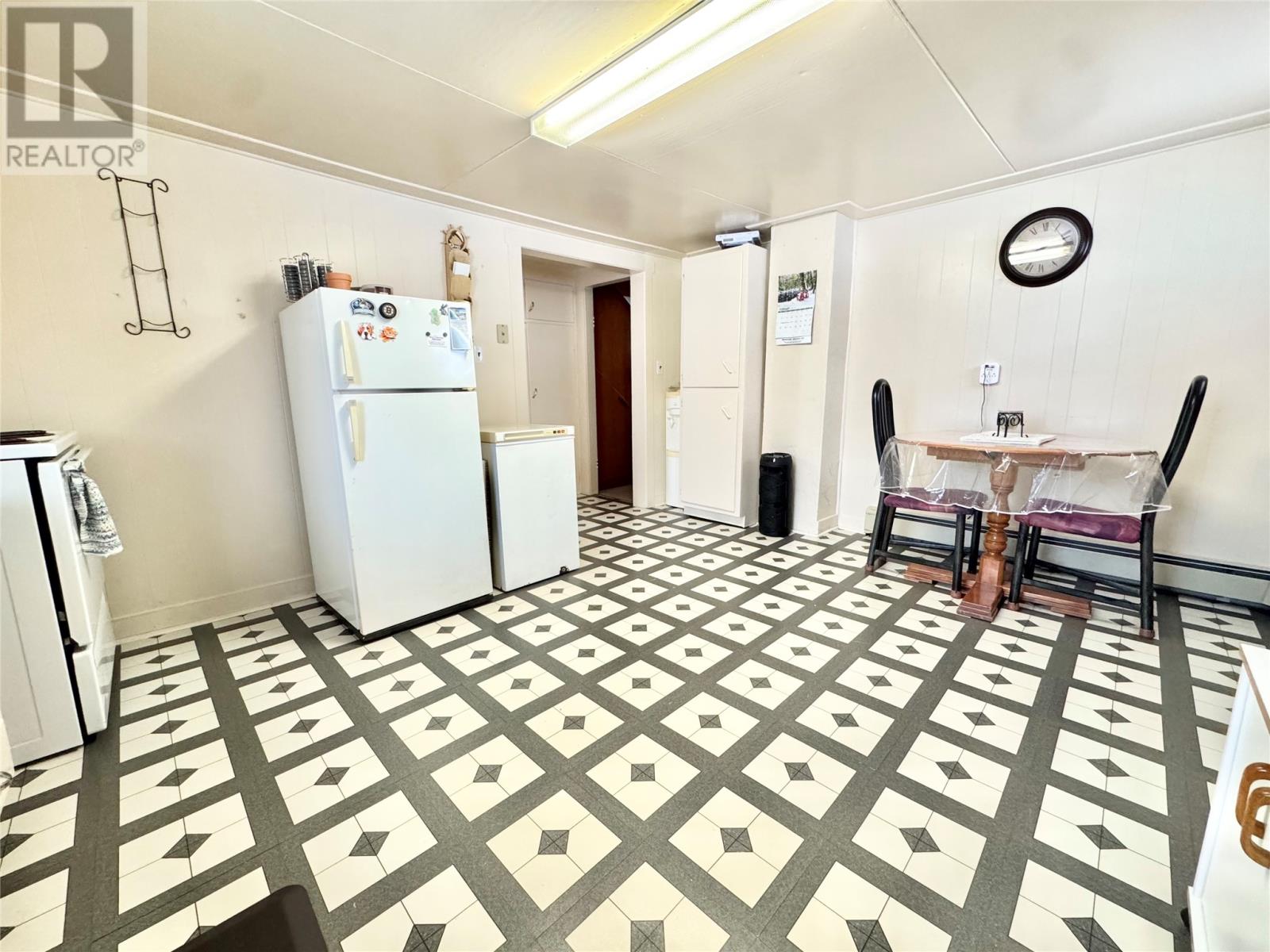 4 Quinton Street - 13