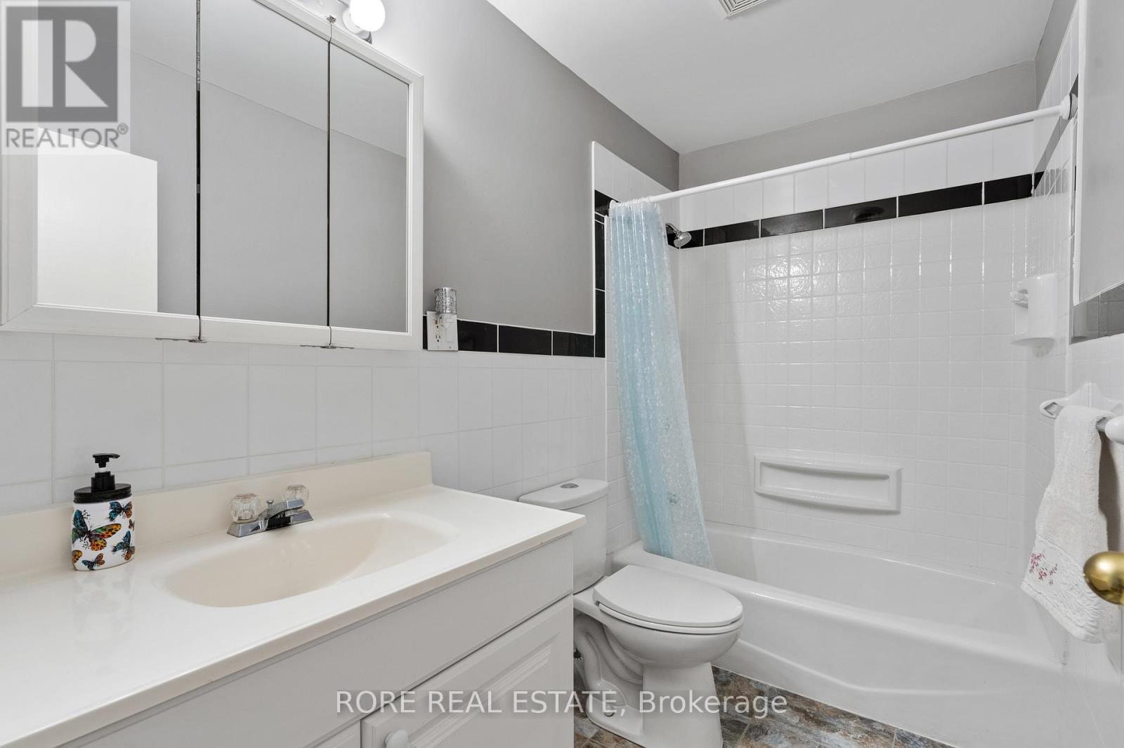 128 COOK AVENUE - 12
