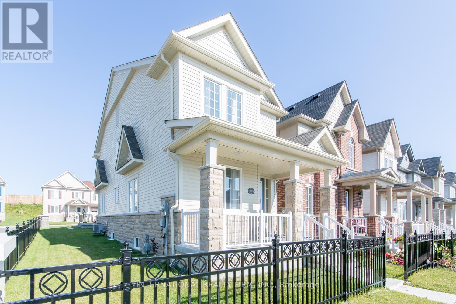 180 MCBRIDE AVENUE - Photo 3 of 20, Clarington (Bowmanville), Ontario