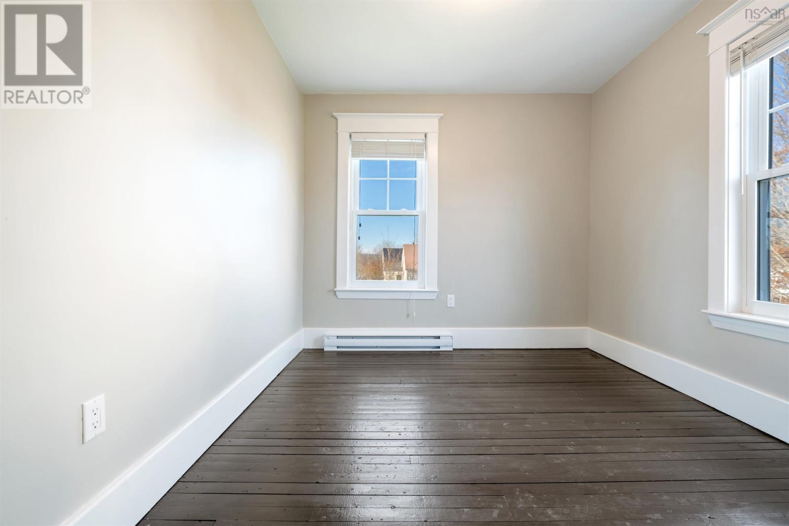 Property 37 of 49 of 6 Hamilton Avenue