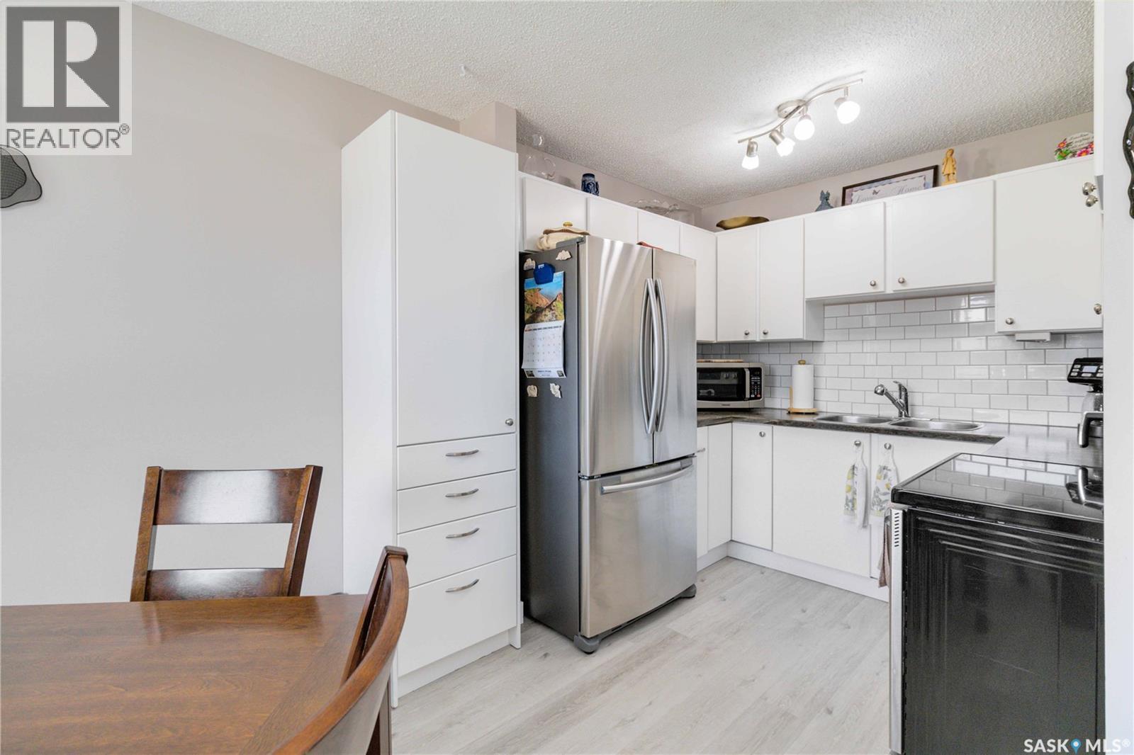 Single Family House for Sale in   McKercher DRIVE Saskatoon 