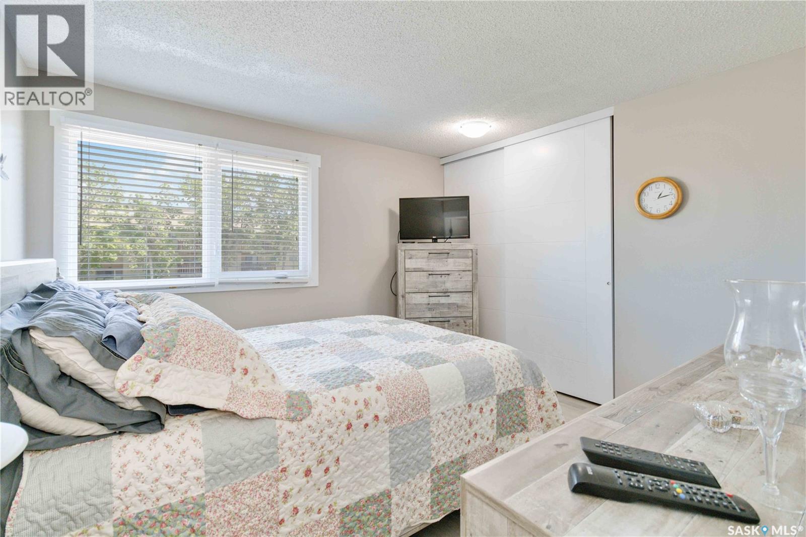 Single Family House for Sale in   McKercher DRIVE Saskatoon 