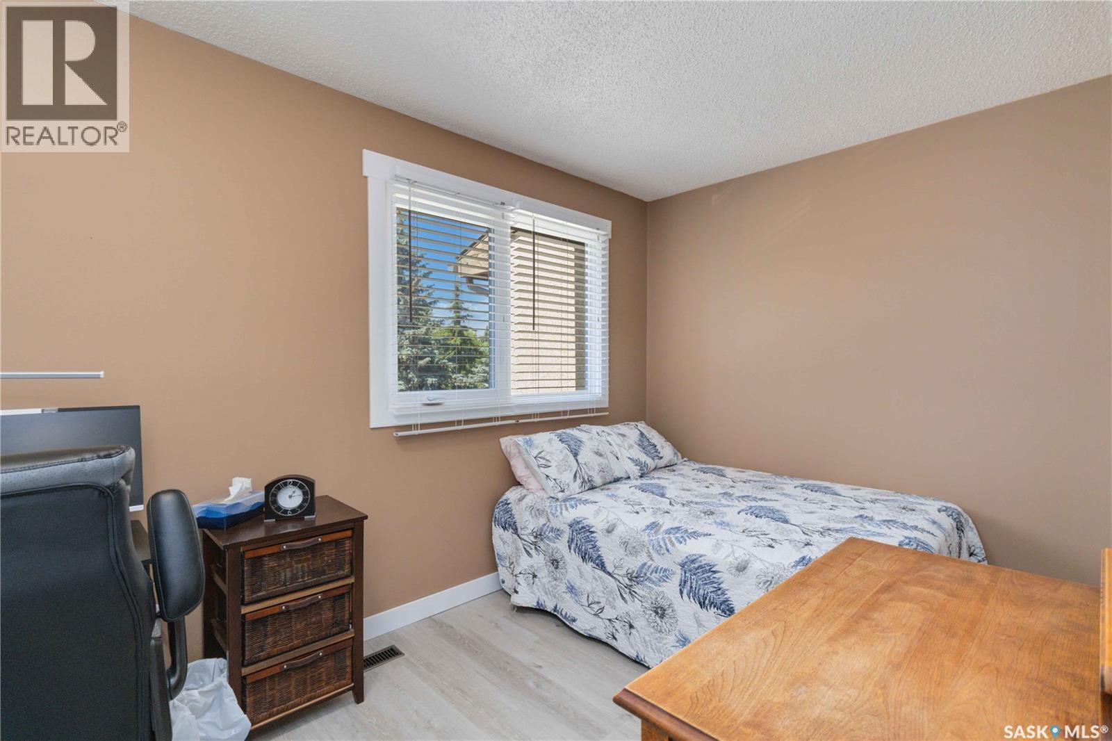 Single Family House for Sale in   McKercher DRIVE Saskatoon 