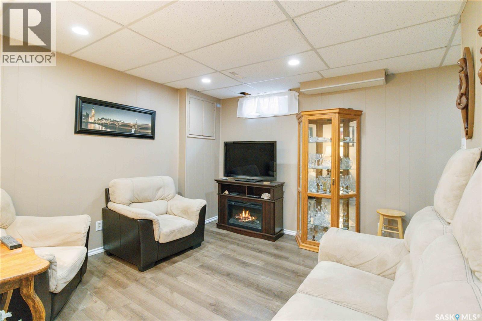 Single Family House for Sale in   McKercher DRIVE Saskatoon 