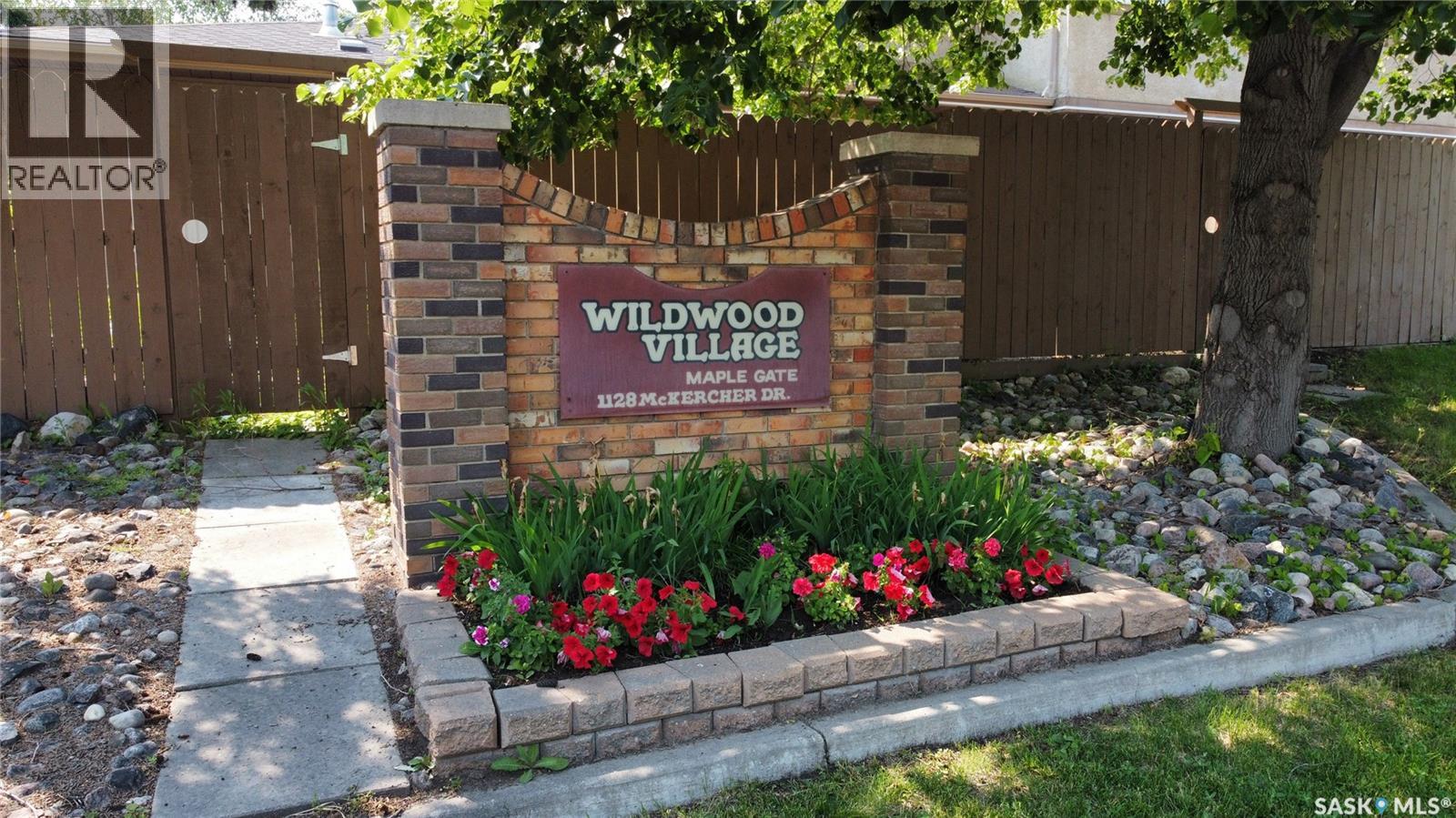 Single Family House for Sale in   McKercher DRIVE Saskatoon 