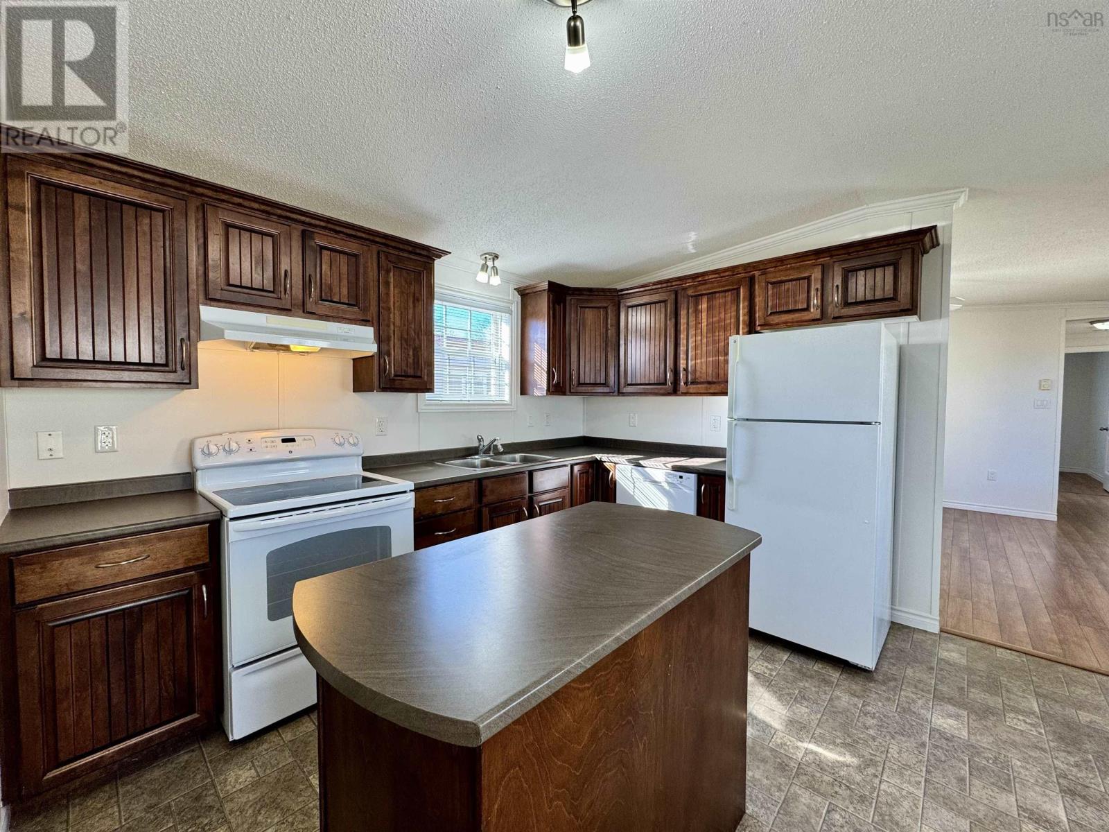 Property 2 of 36 of 134 Milo Terrace