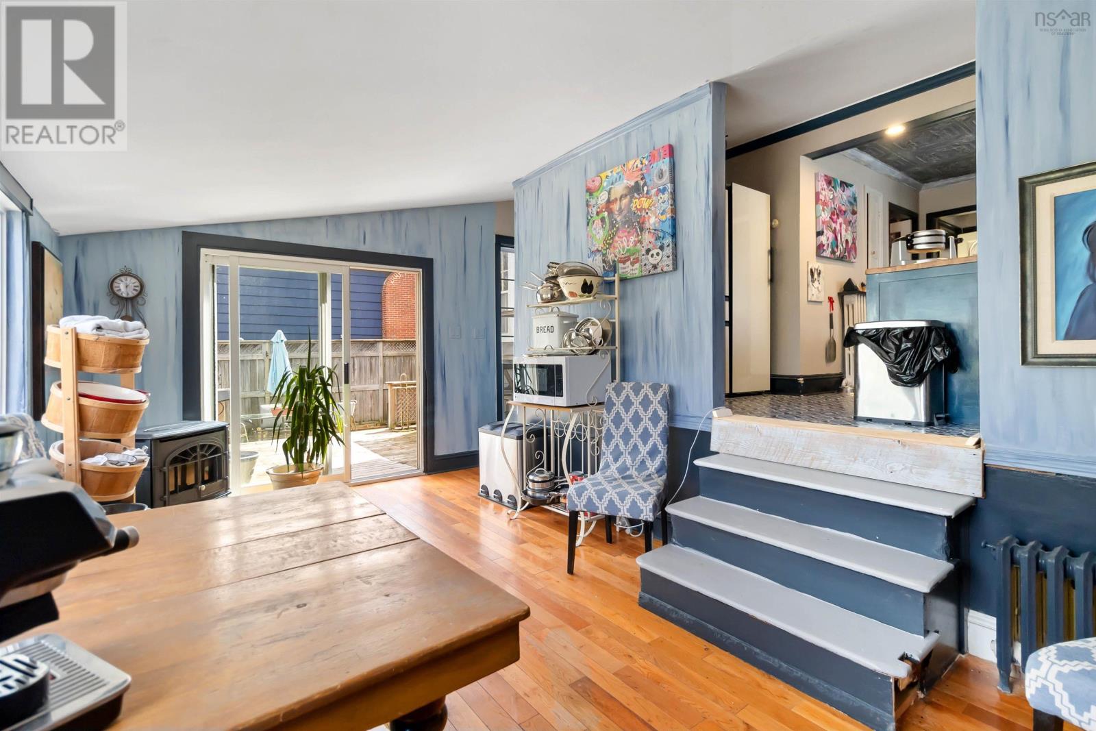 Property 11 of 41 of 119 Alexandra Avenue