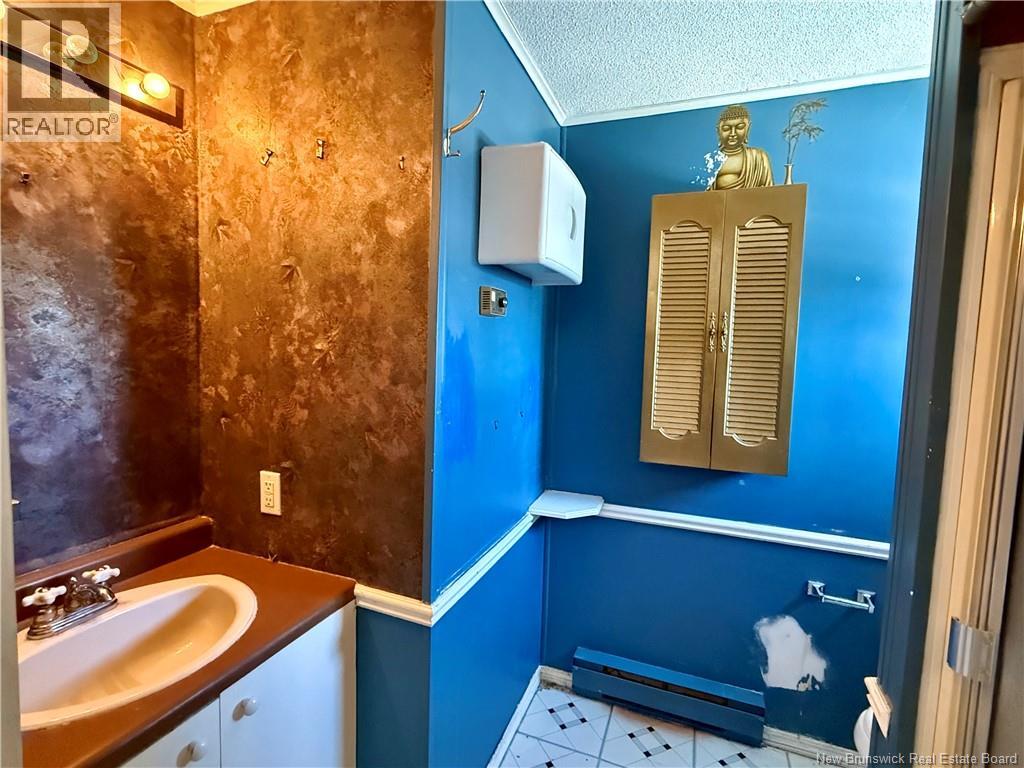 11 GENEVA STREET - 13