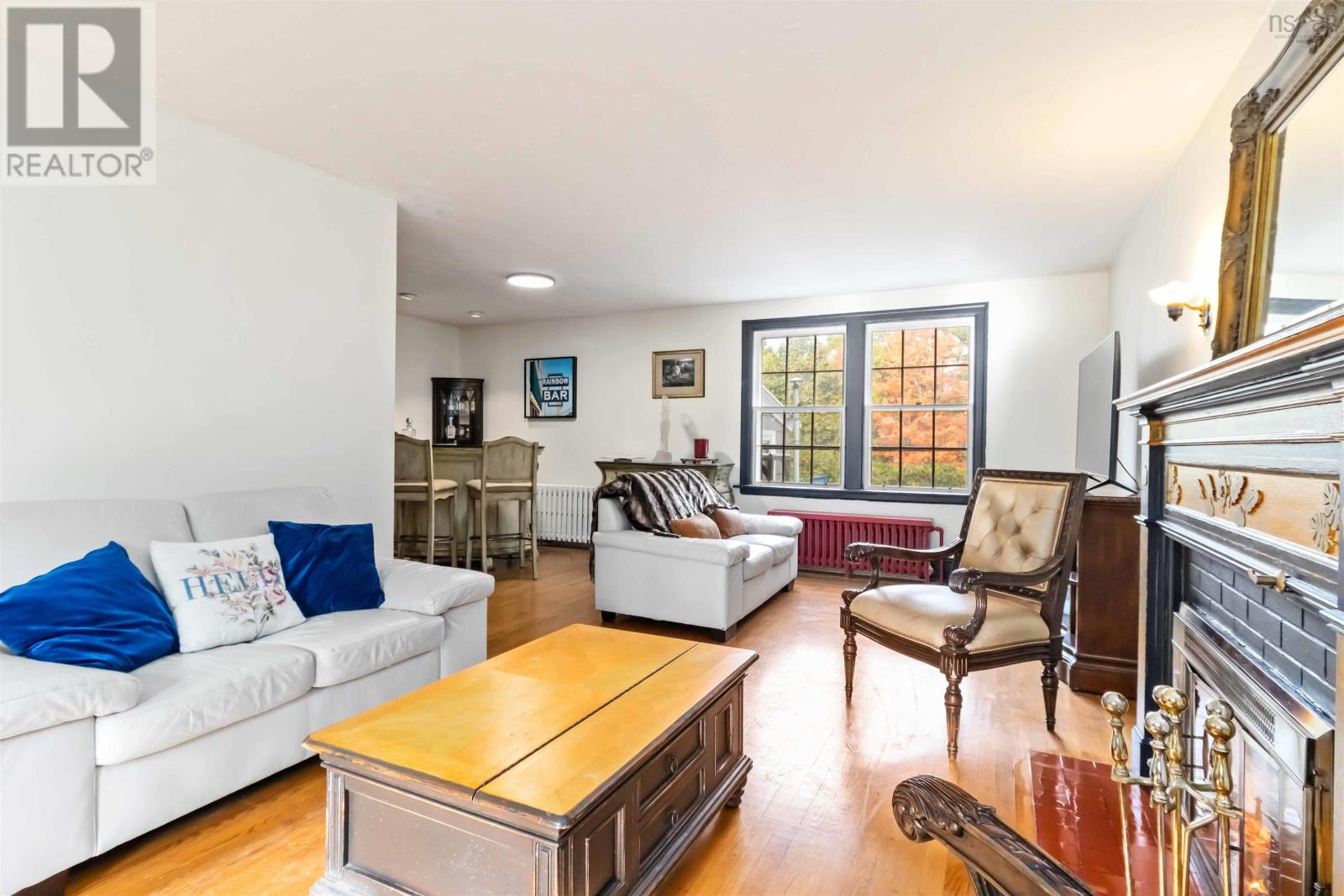 Property 5 of 41 of 119 Alexandra Avenue