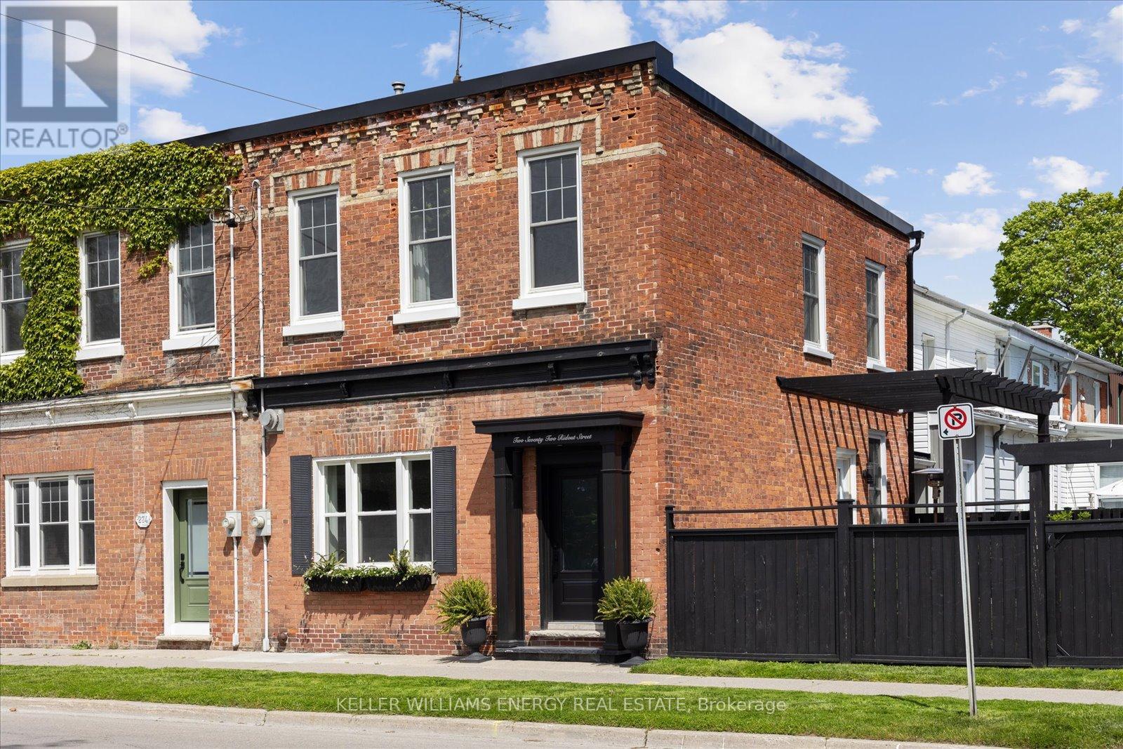 272 RIDOUT STREET - 34