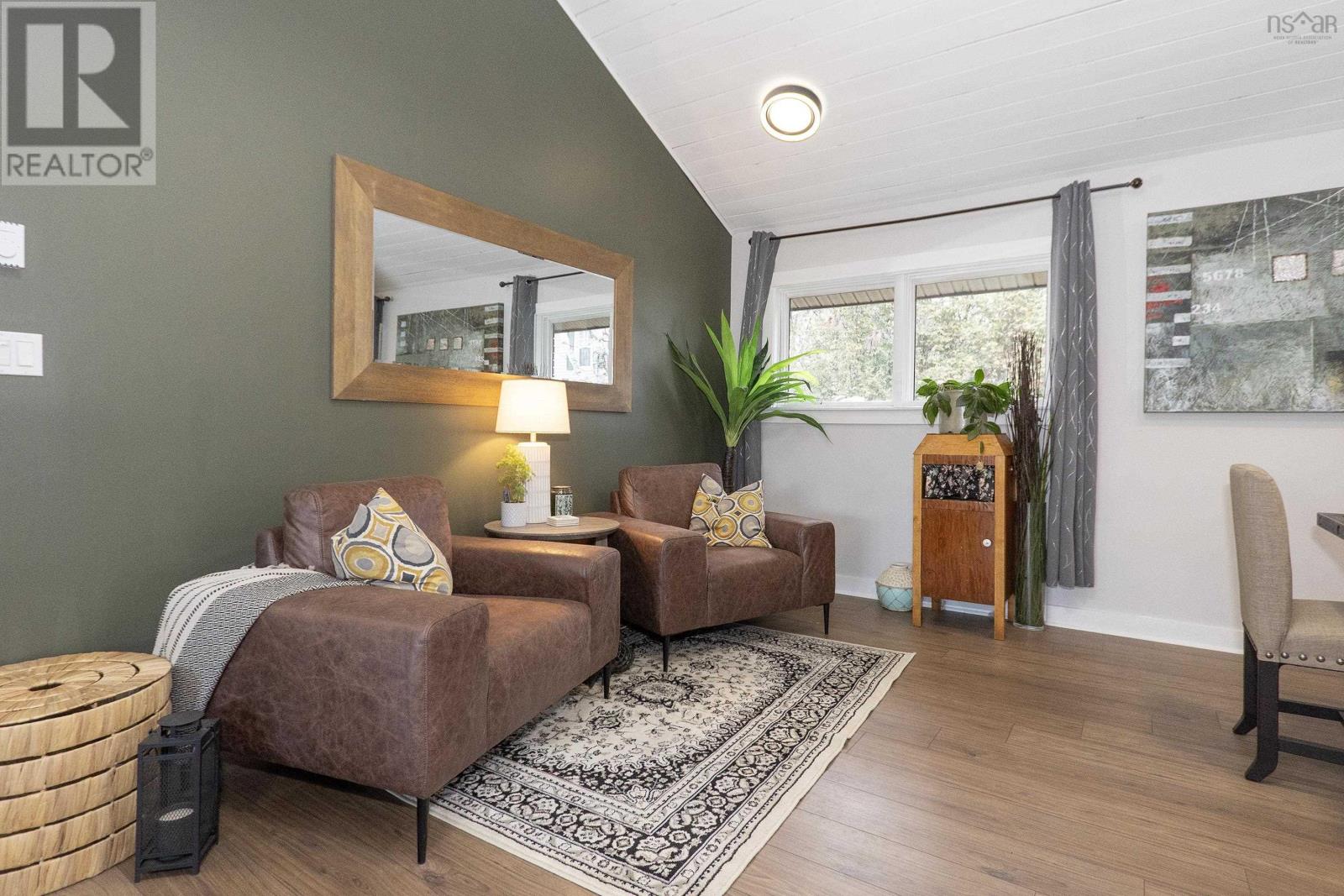 Property 19 of 50 of 34 Thompson Road