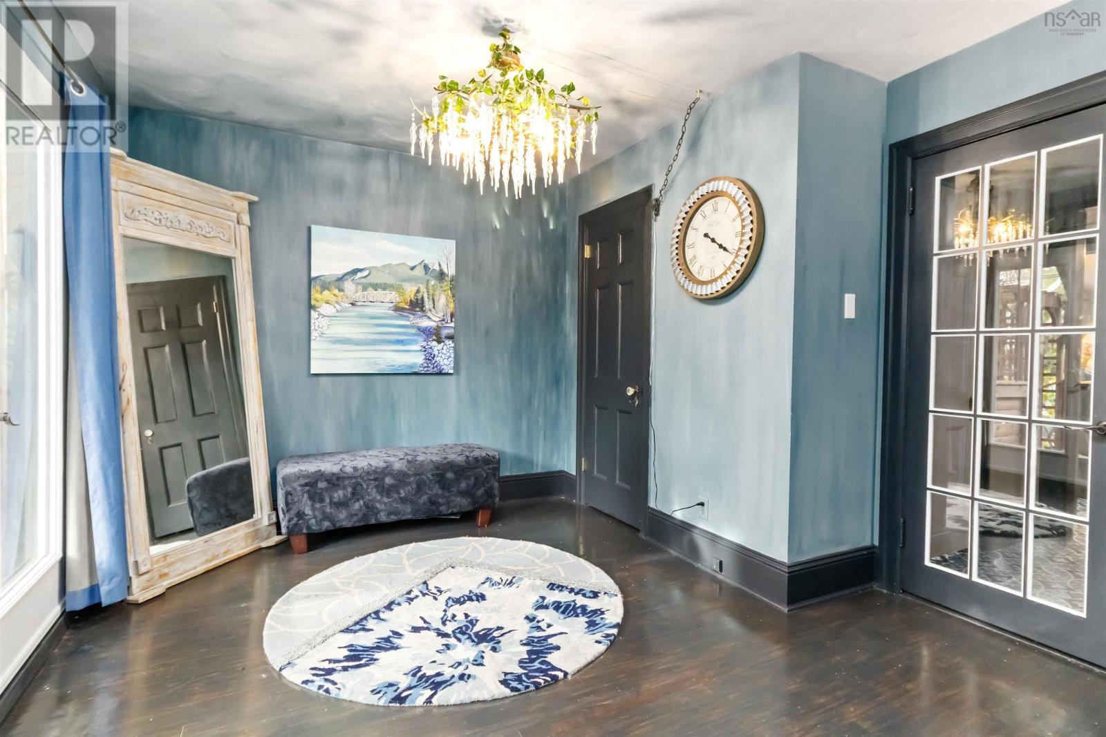 Property 33 of 41 of 119 Alexandra Avenue