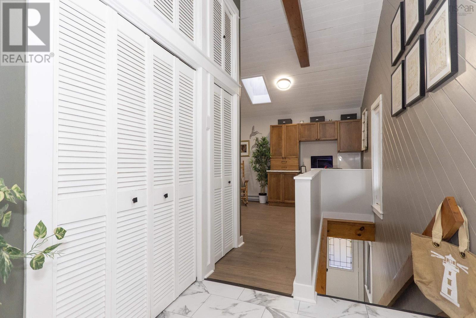 Property 14 of 50 of 34 Thompson Road