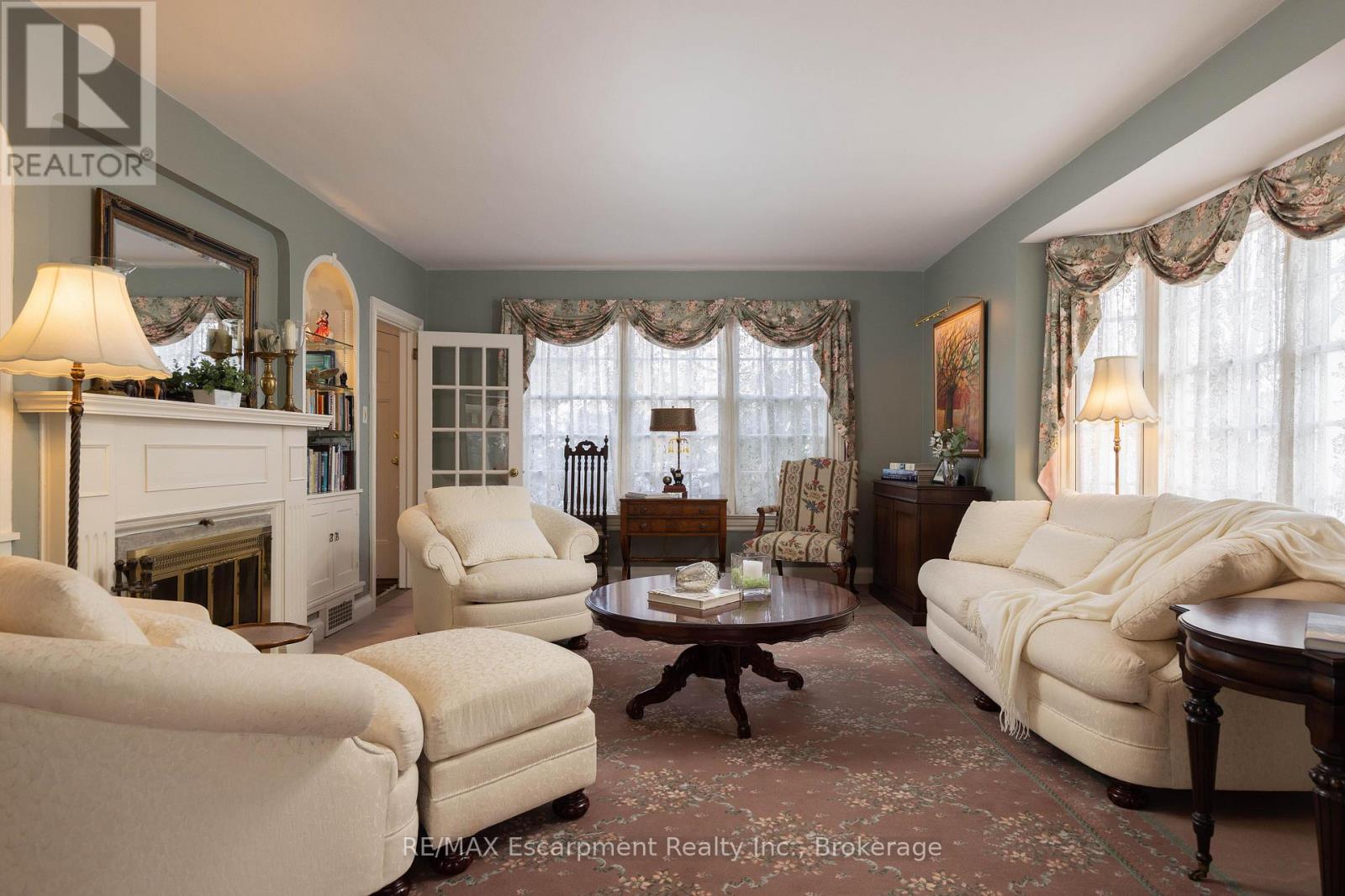 74 HOWARD AVENUE - Photo 4 of 36, Oakville (OO Old Oakville), Ontario