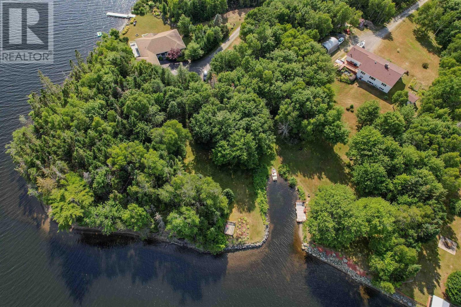 Property 48 of 48 of 166 Oakfield Drive