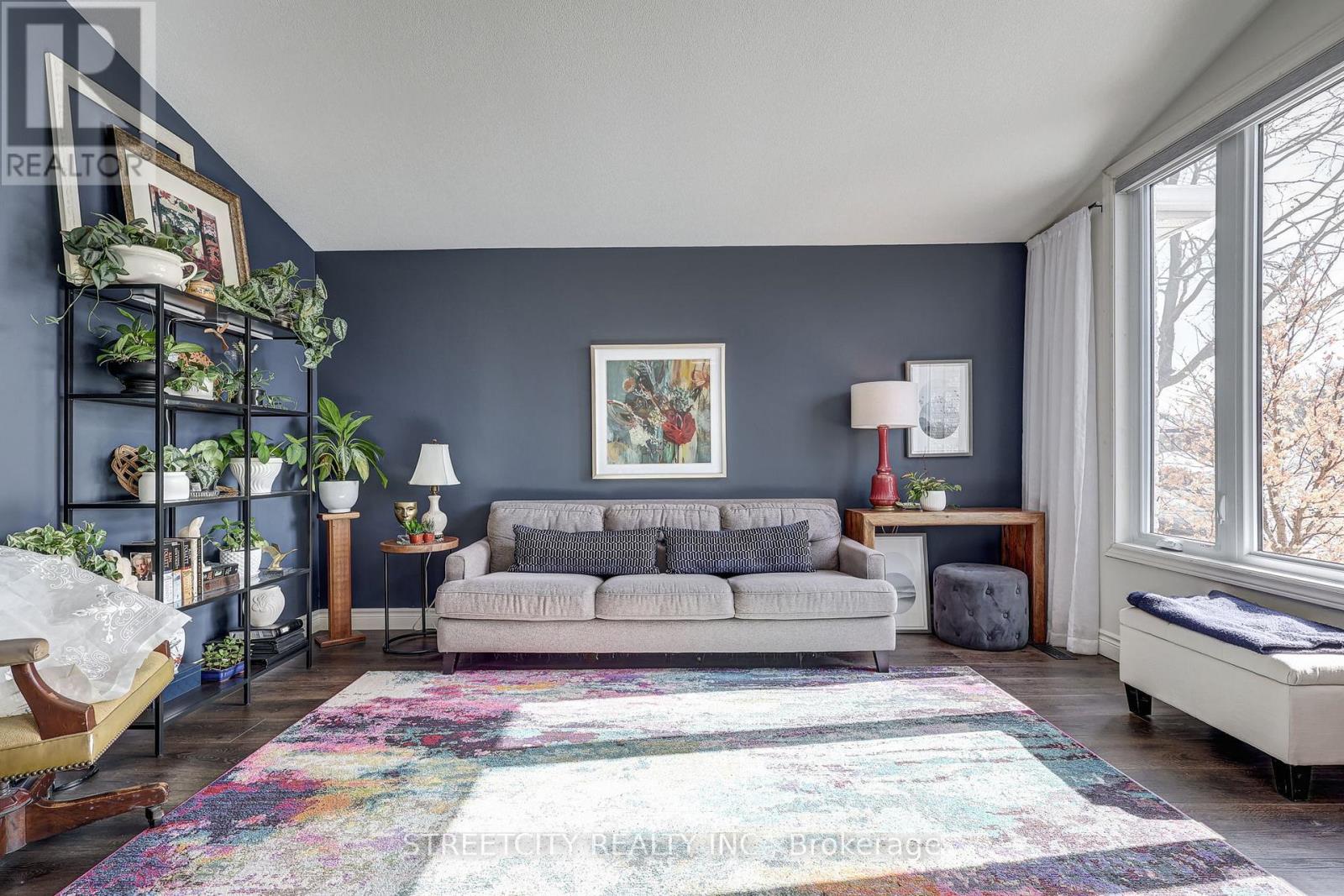 44 ROSETHORN COURT - Photo 2 of 46, St. Thomas, Ontario