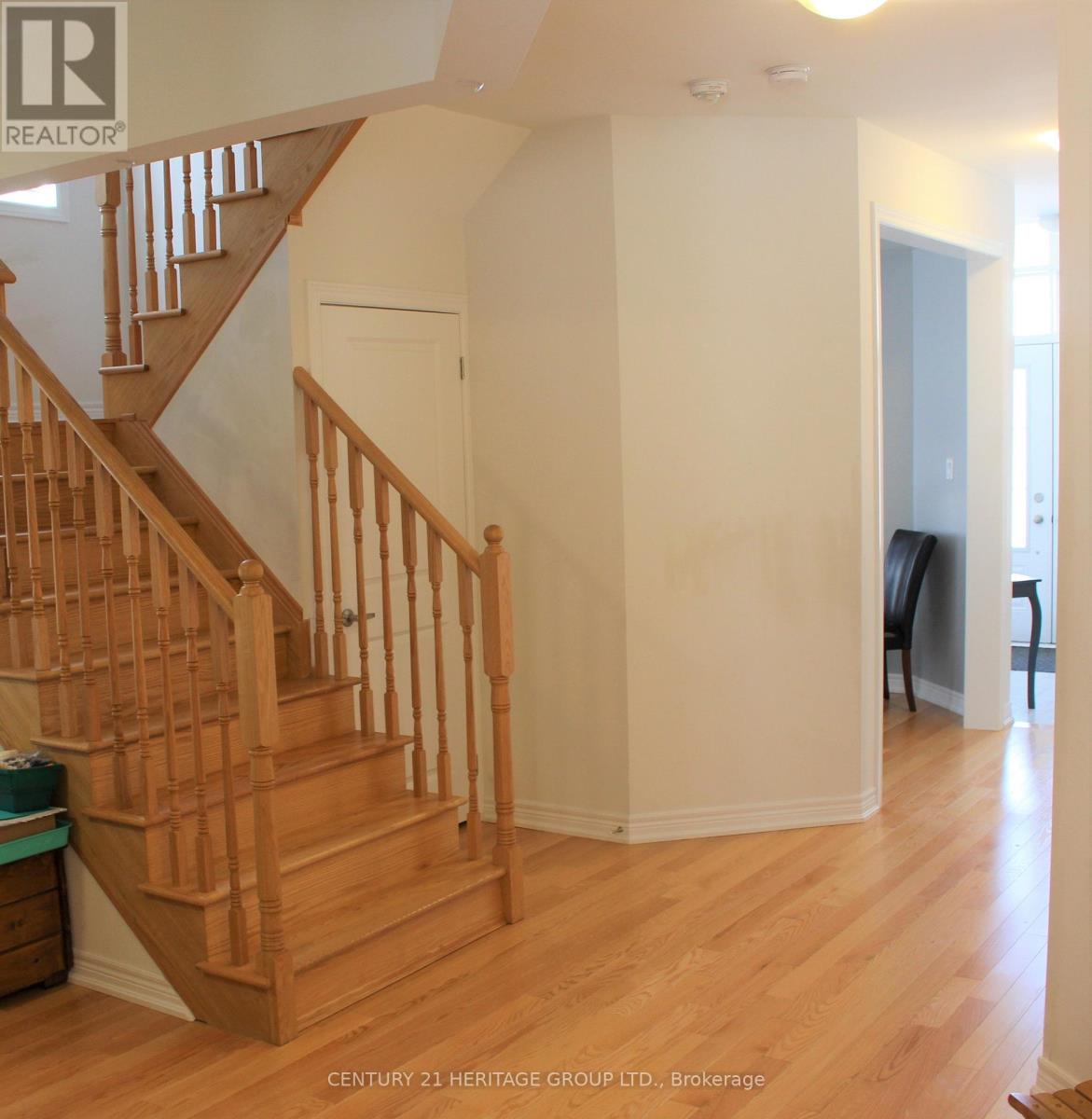 959 LARTER STREET - 4