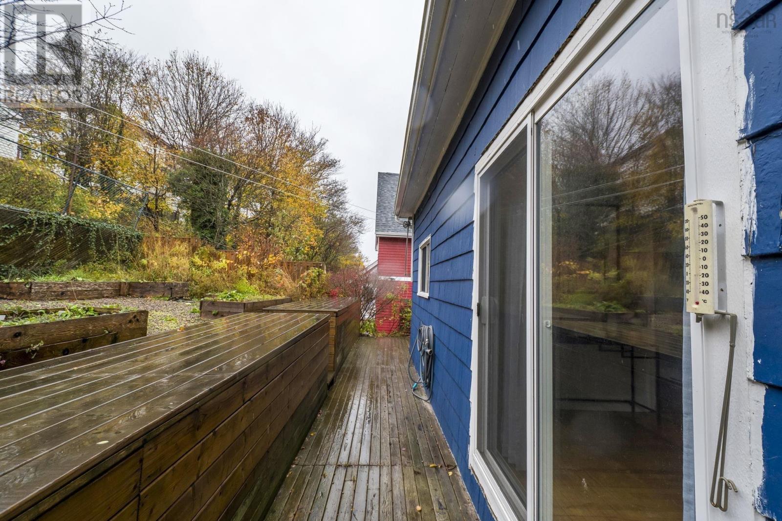 Property 26 of 27 of 3224 Devonshire Avenue