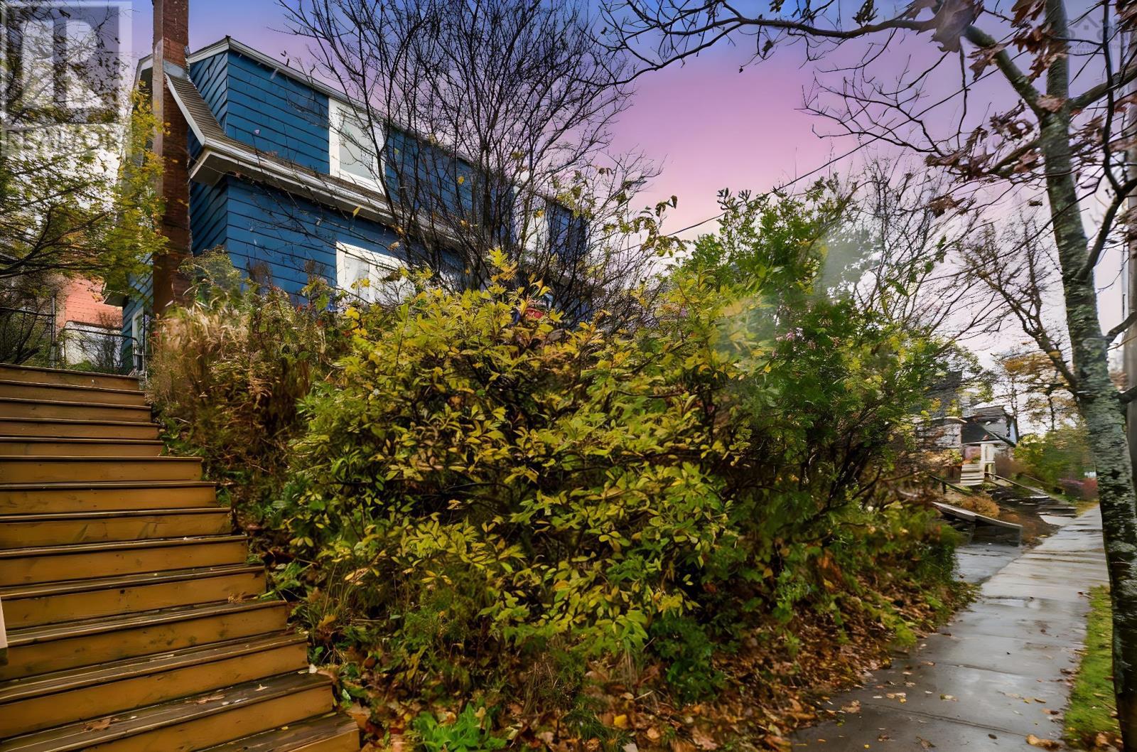 Property 3 of 27 of 3224 Devonshire Avenue