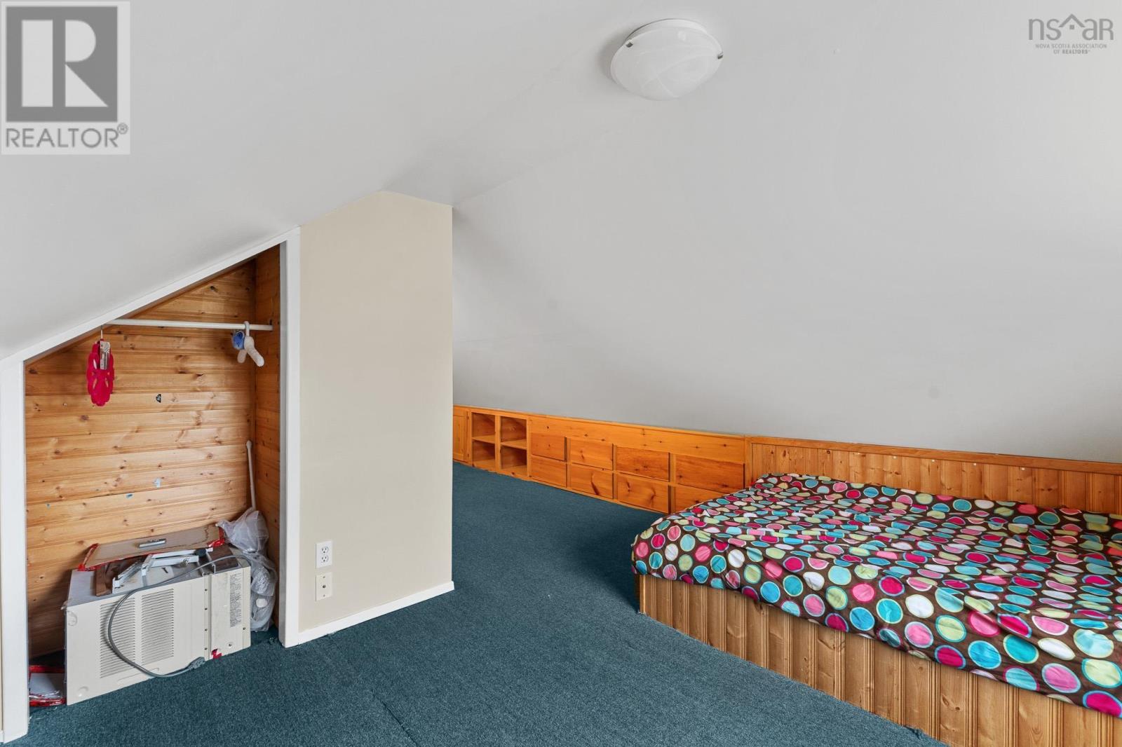 Property 31 of 49 of 637 Wiley Avenue