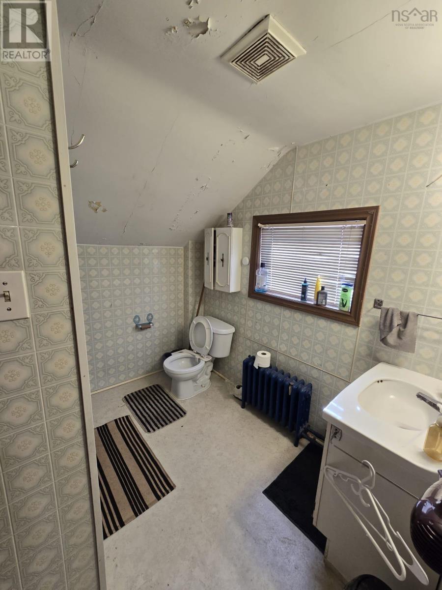 Property 10 of 13 of 1162 George Street