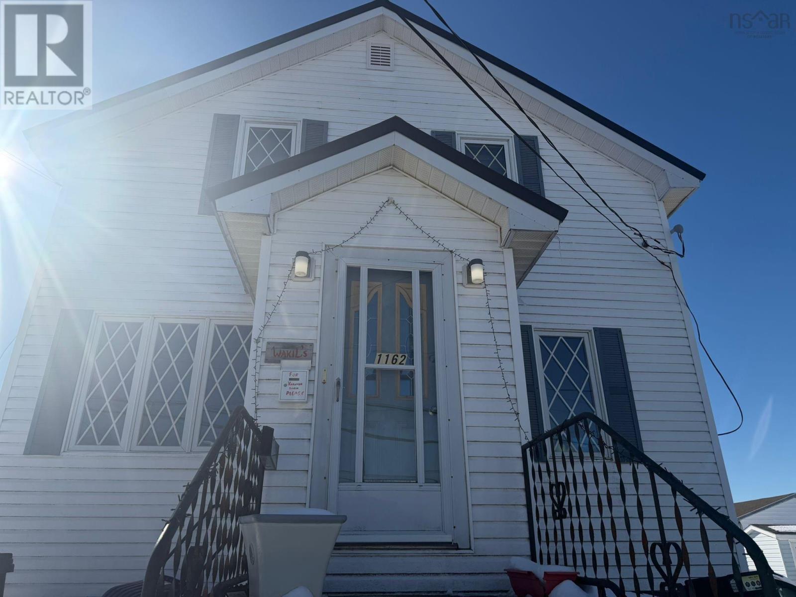 Property 6 of 13 of 1162 George Street