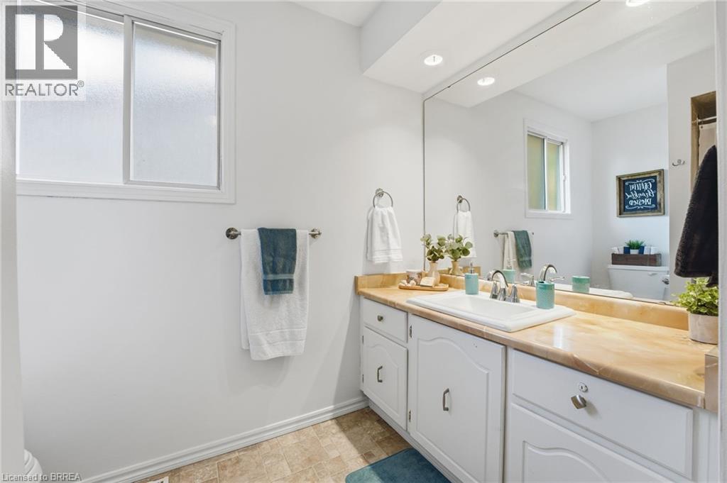 23 VANCE Crescent, Waterdown, Ontario, L8B0B7 — Photo 21