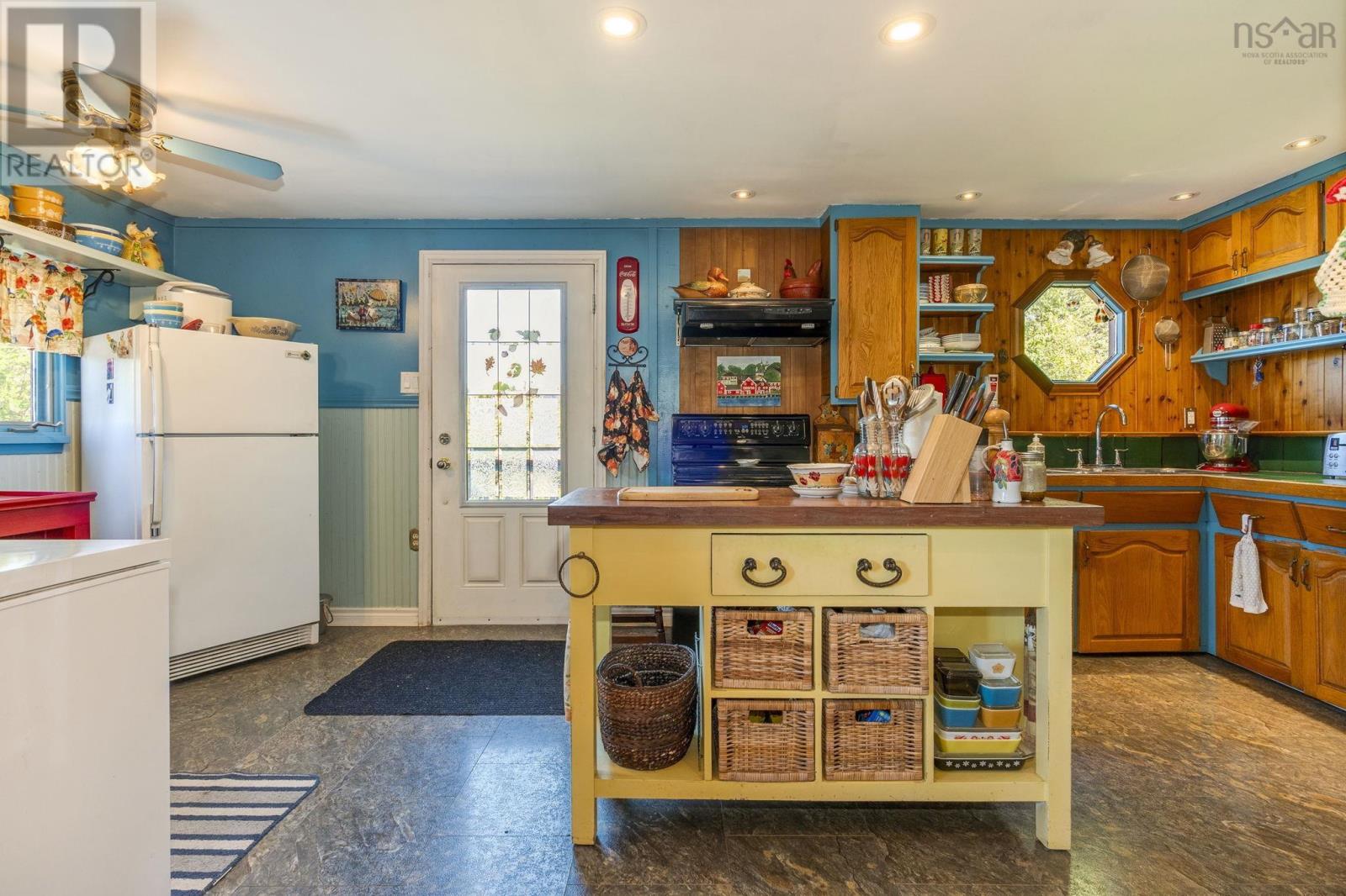 Property 21 of 44 of 5012 Highway 329