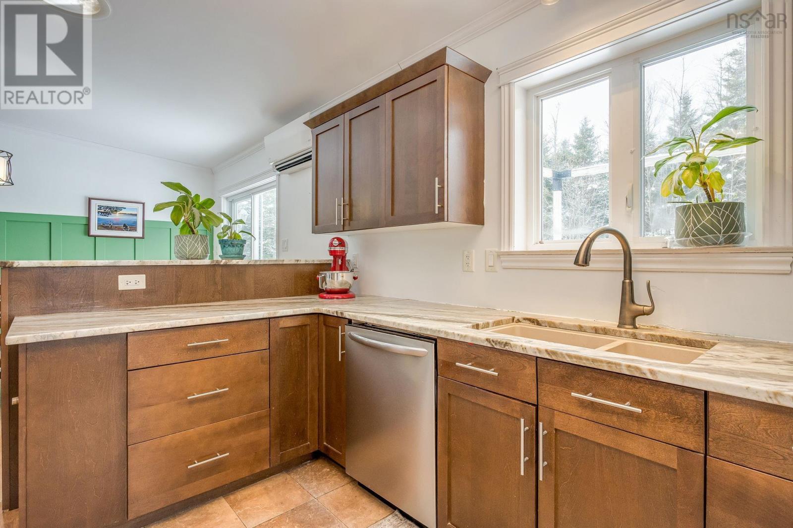 Property 27 of 41 of 47 Wolf Drive