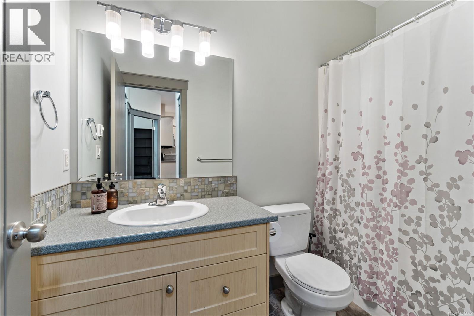 1204 Cassell Pl, Nanaimo