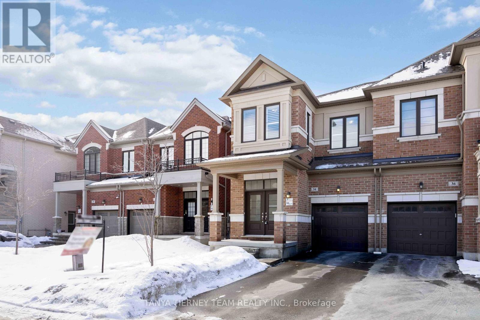 34 MULGRAVE STREET - Photo 3 of 37, Whitby, Ontario