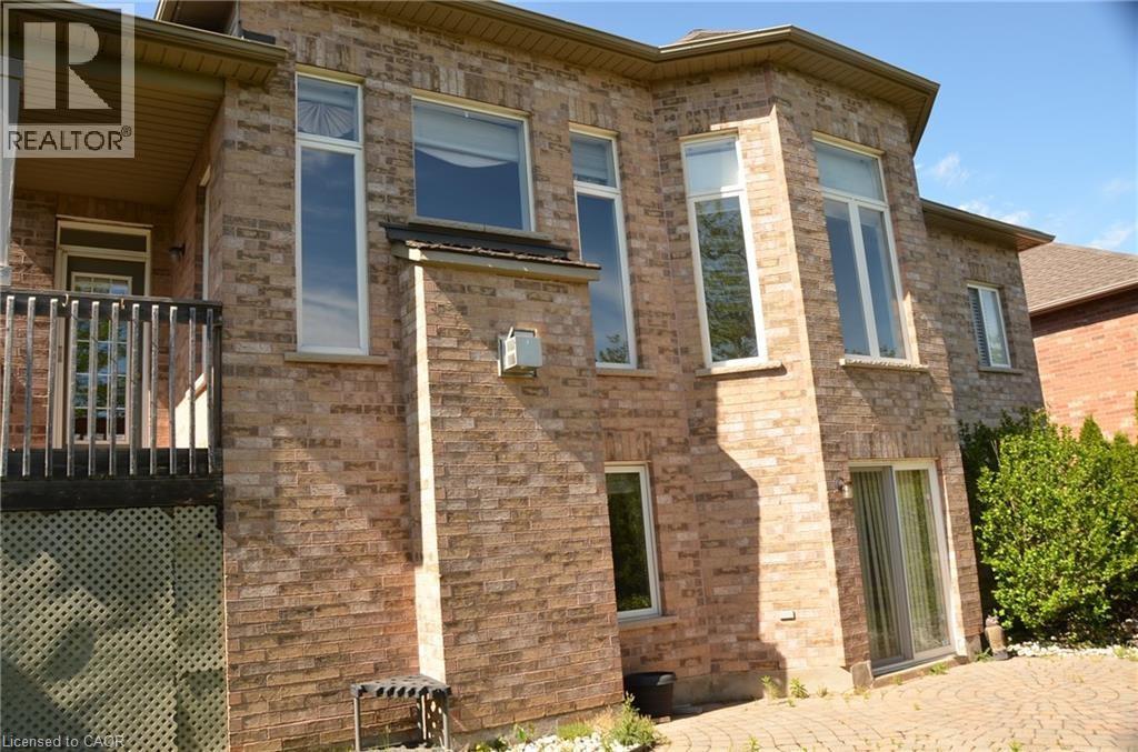 18 ANDERSON Court - Photo 3 of 15, Ancaster, Ontario