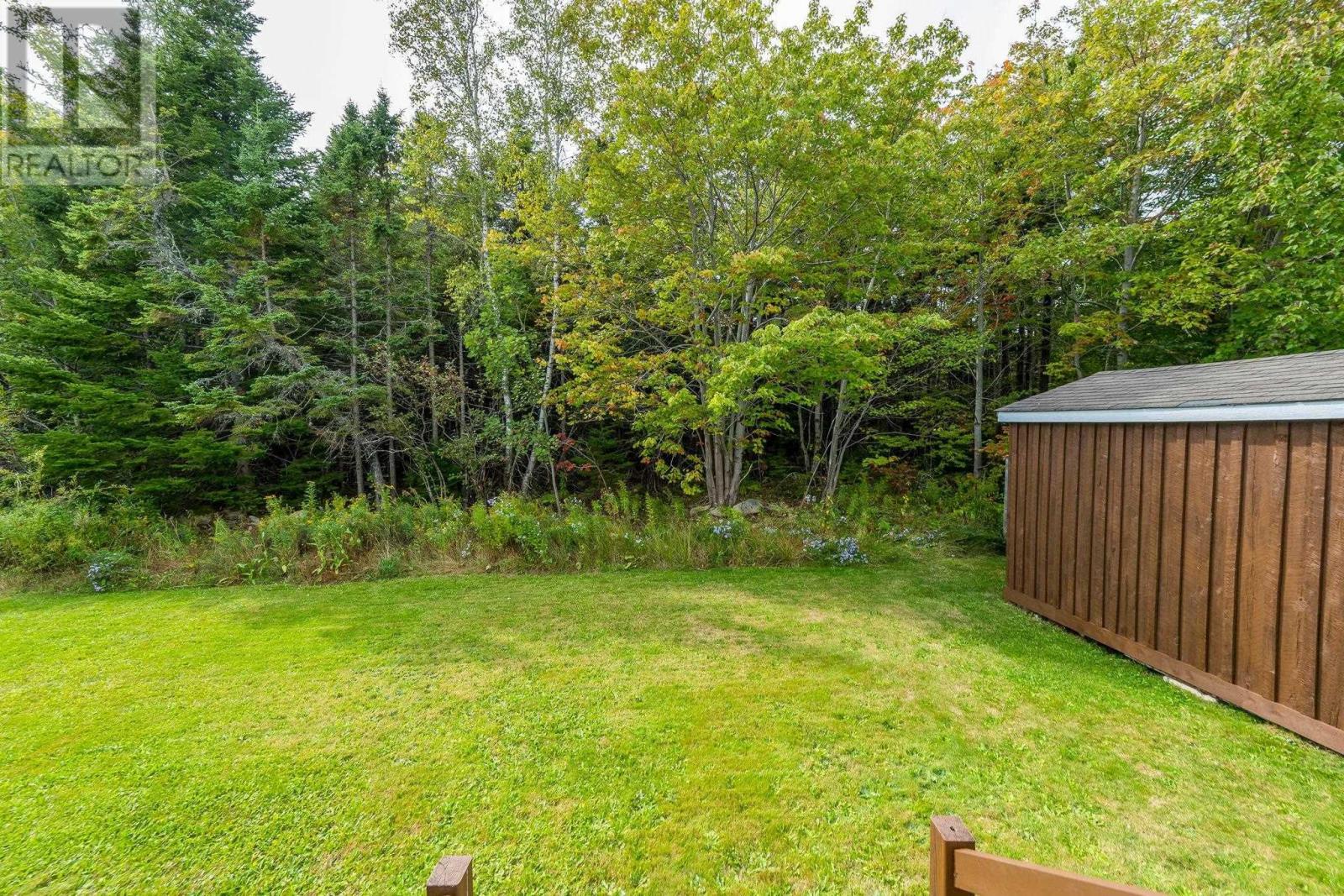 Property 45 of 50 of 198 Hirandale Crescent